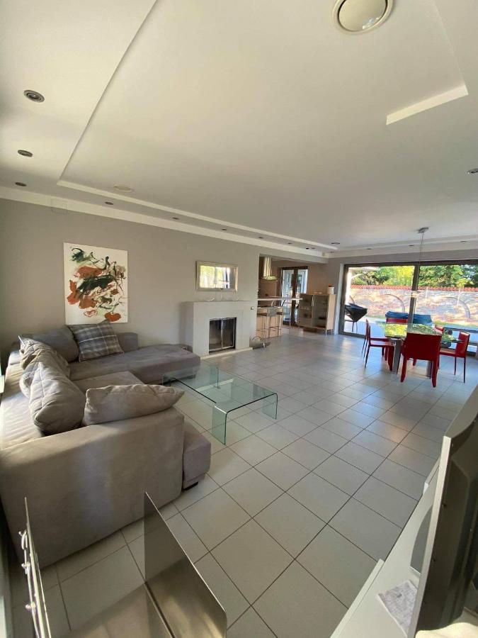 Hajnal Nyaralohaz Villa Balatonfenyves Luaran gambar